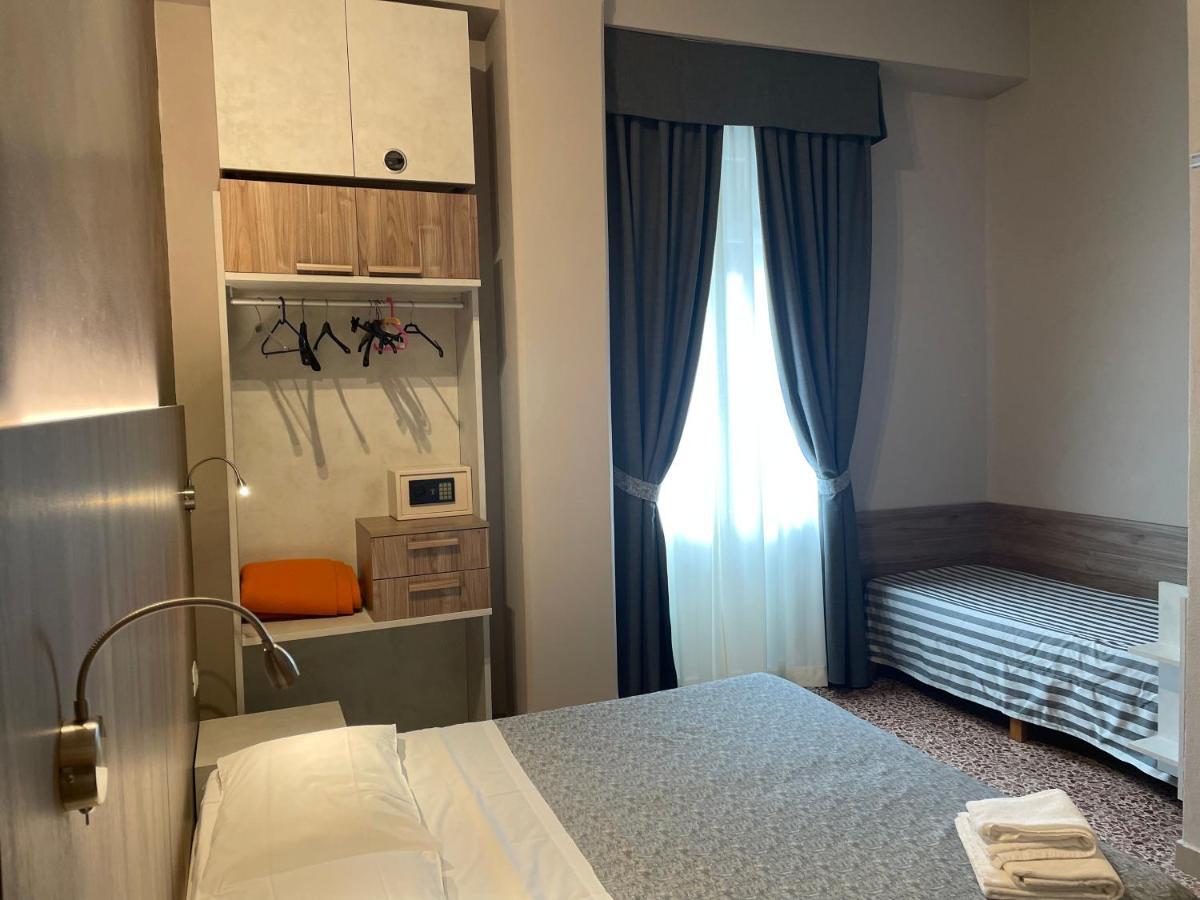 Hotel Lukas Виареджо Экстерьер фото