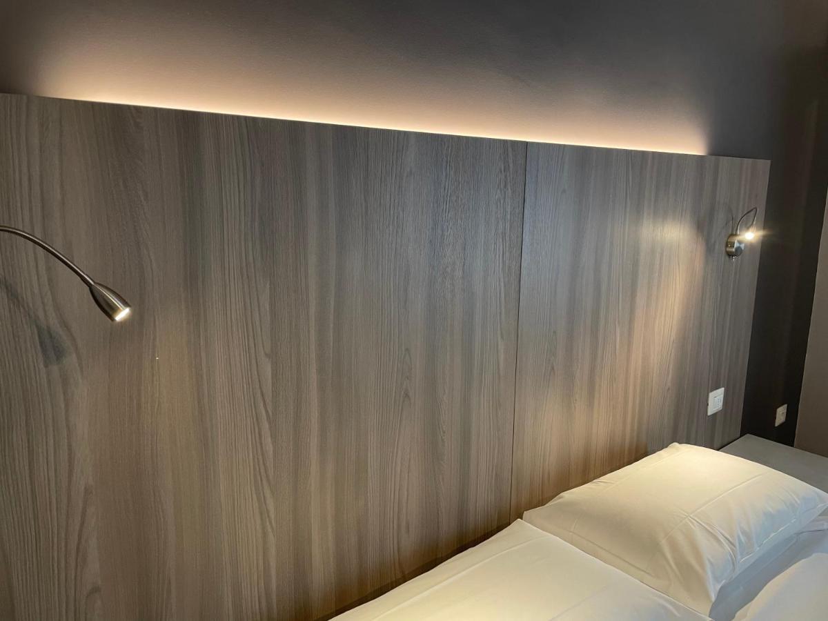 Hotel Lukas Виареджо Экстерьер фото