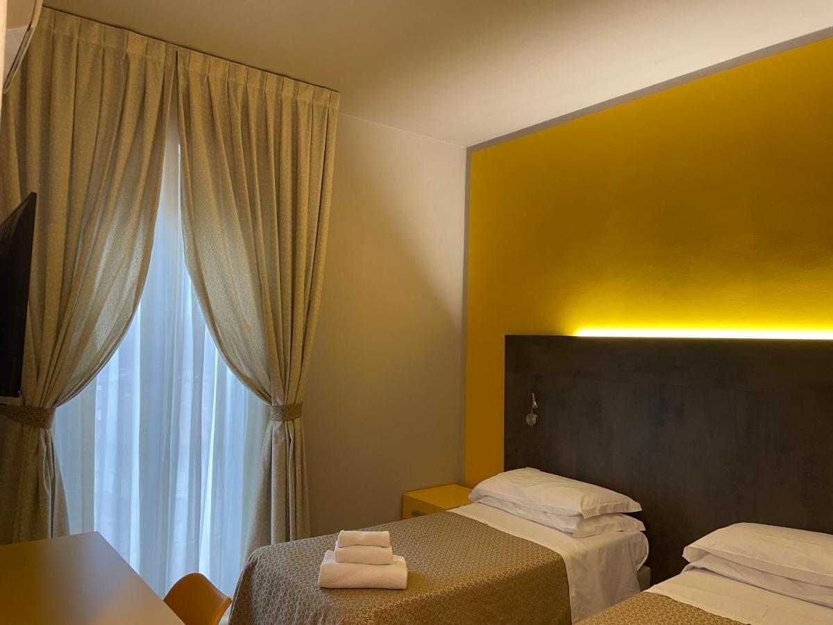Hotel Lukas Виареджо Экстерьер фото