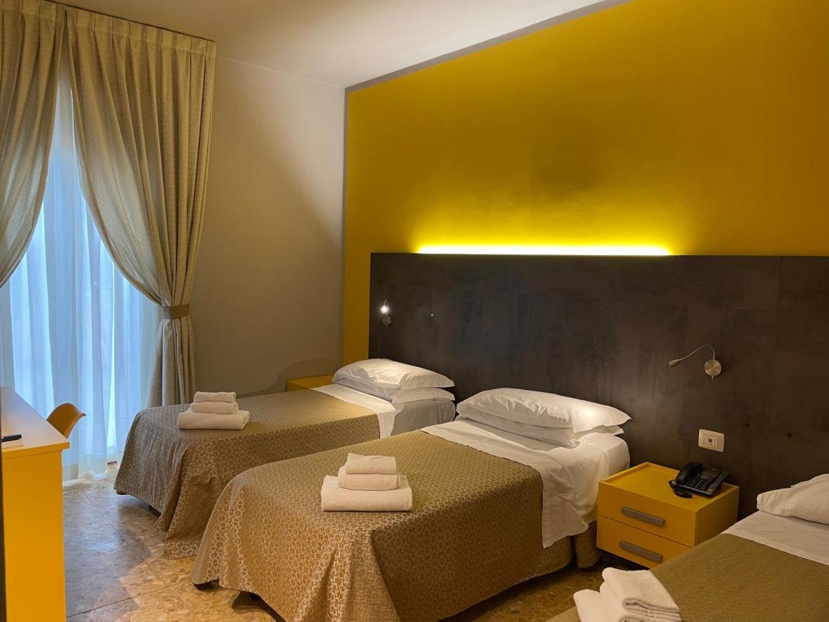 Hotel Lukas Виареджо Экстерьер фото